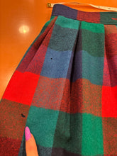 Load image into Gallery viewer, Vintage Pendleton plaid skirt
