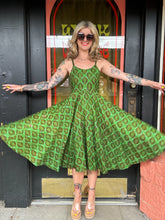 Load image into Gallery viewer, Vintage emerald dress