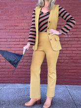 Load image into Gallery viewer, Vintage 70s green vest + pants matching set