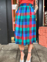 Load image into Gallery viewer, Vintage Pendleton plaid skirt
