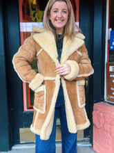 Load image into Gallery viewer, 1970s Sherpa Jacket
