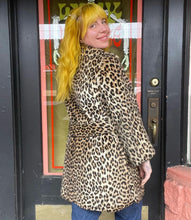 Load image into Gallery viewer, Vintage 60s leopard coat
